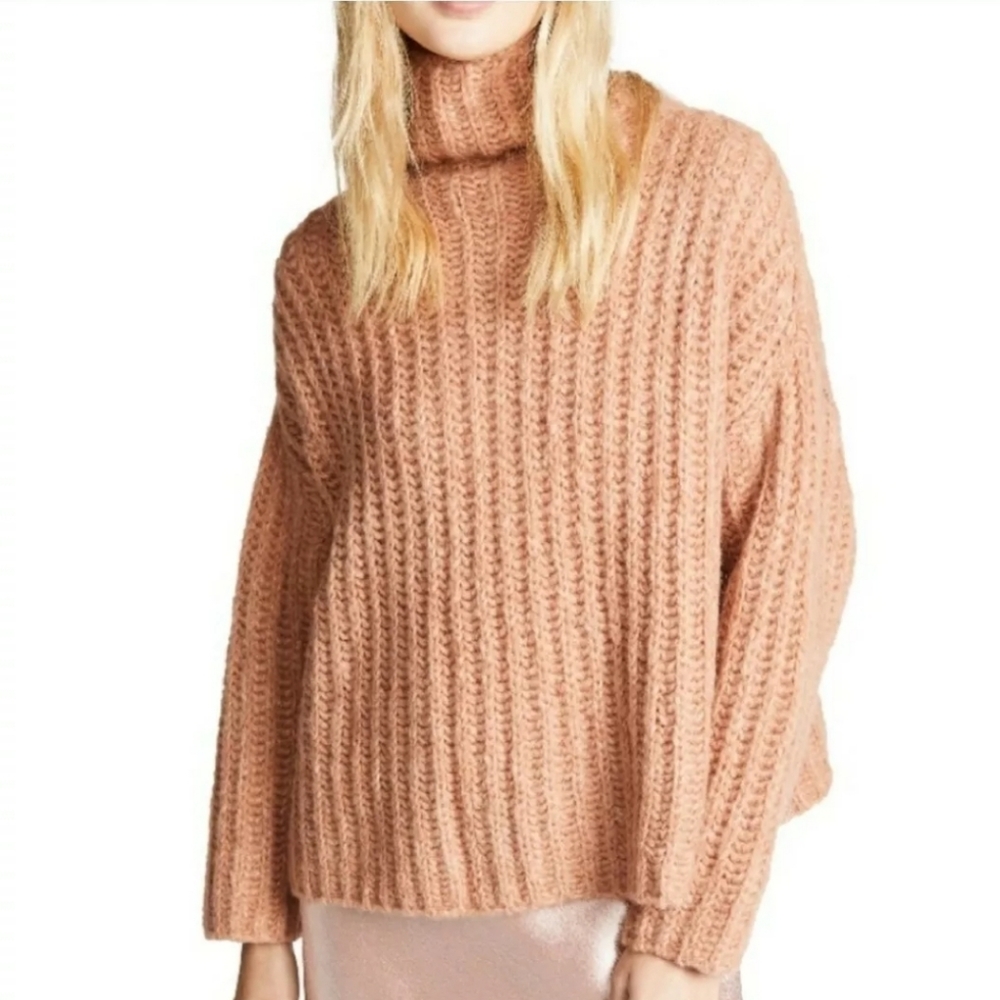 FREE PEOPLE papaya fluffy fox sweater. Size medium
